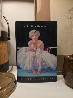 Marilyn Monroe: The Biography by Barbara Leaming Hardcover Vintage Book